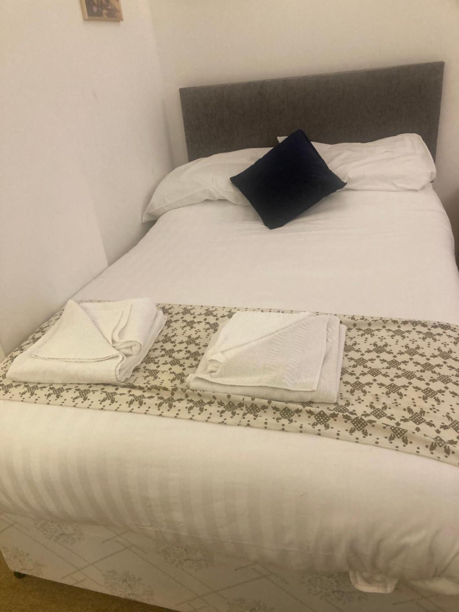 רייד Abingdon Lodge Hotel מראה חיצוני תמונה